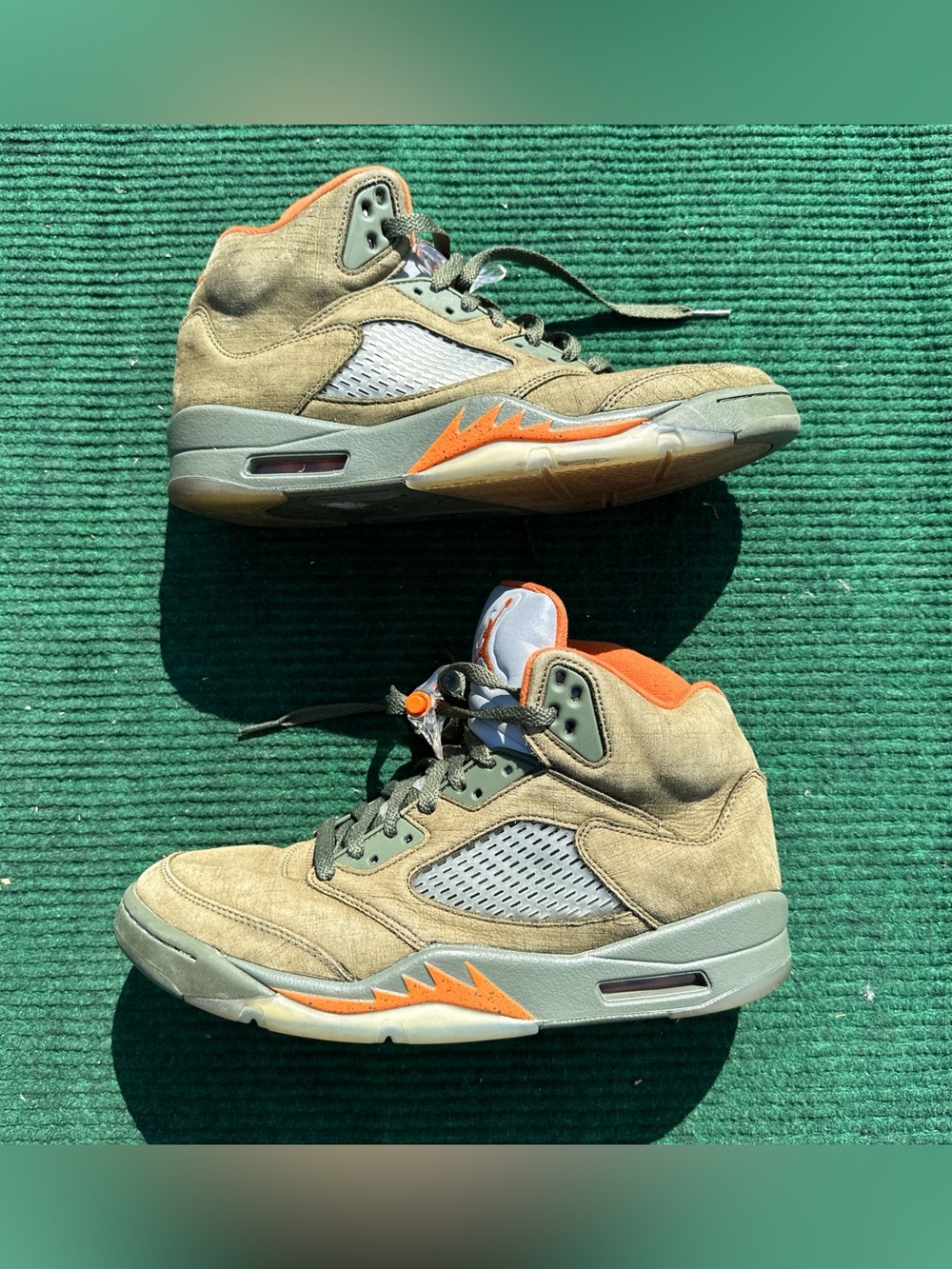 Air Jordan 5 Retro 'Olive' 2024 Men’s Size 10
NO INSOLES